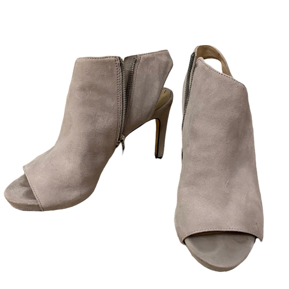 Via Spiga Gray Suede Peep Toe Heels 5M